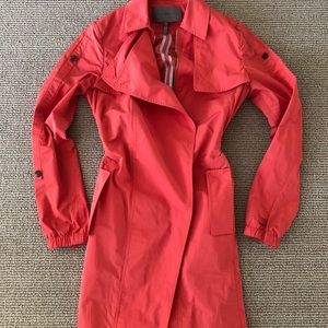 Halston beautiful mint condition rain coat.